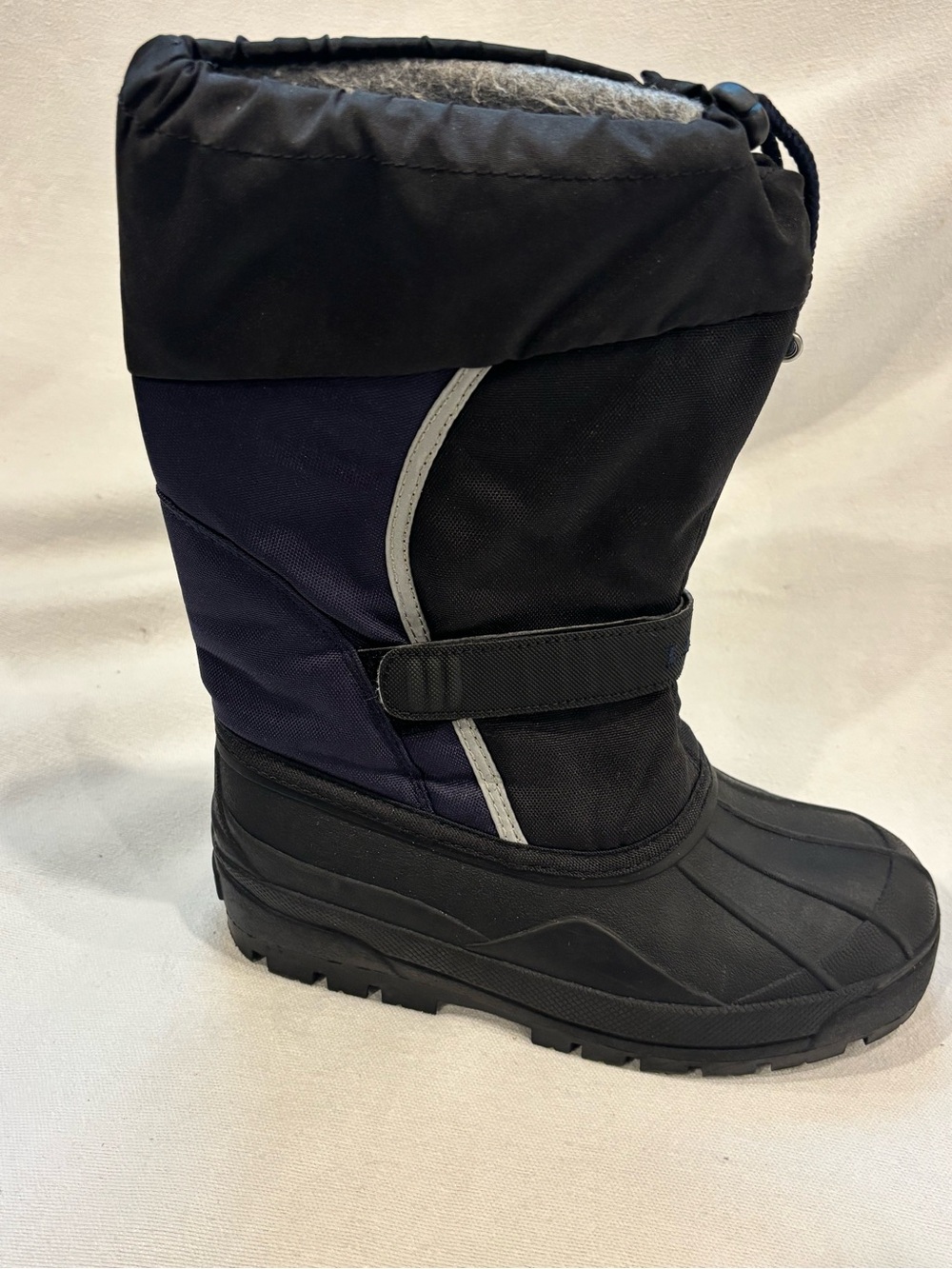 L.L. Bean Kids' Northwoods Boots - Black & Navy NEW NEVER WORN! - Picture 2 of 9